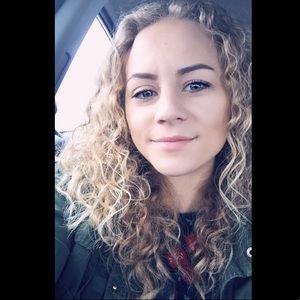 Meet your Posher, Kristina